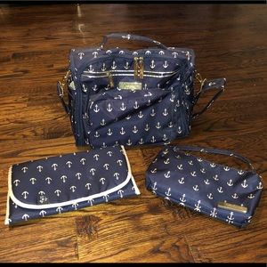 JuJuBe BFF convertible diaper bag - The Admiral